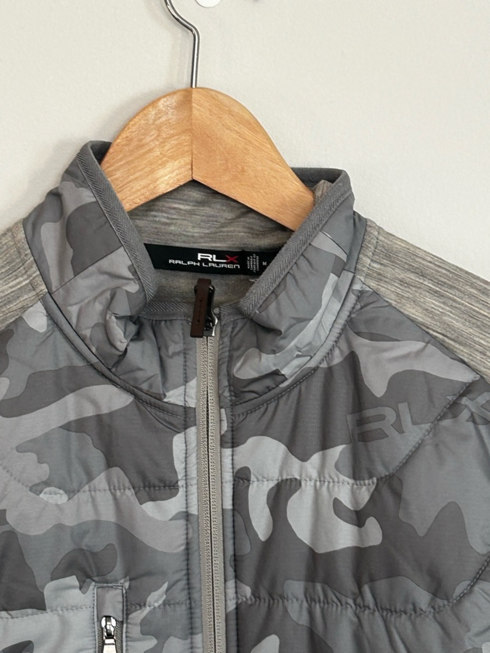 RLX Ralph Lauren "The Cliffs" Cool Wool Hybrid Vest - Grey Camo - Medium - Picture 2 of 6